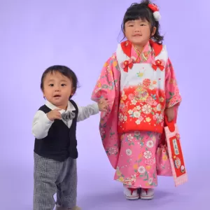 七五三の写真撮影、衣装はどうする？ 撮影前に準備したいことのサムネイル
